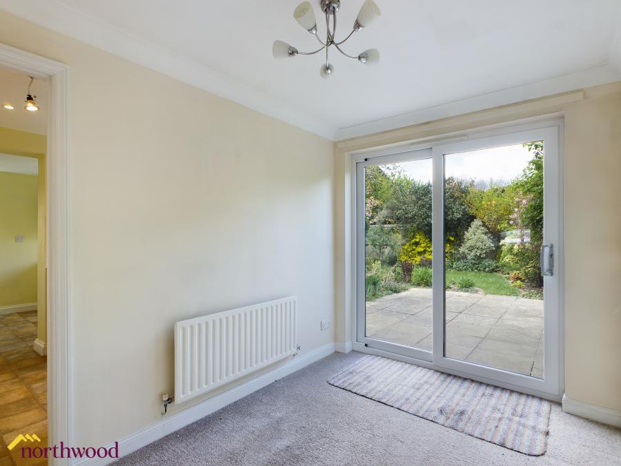 House Brinkburn Grove in Cherwell District