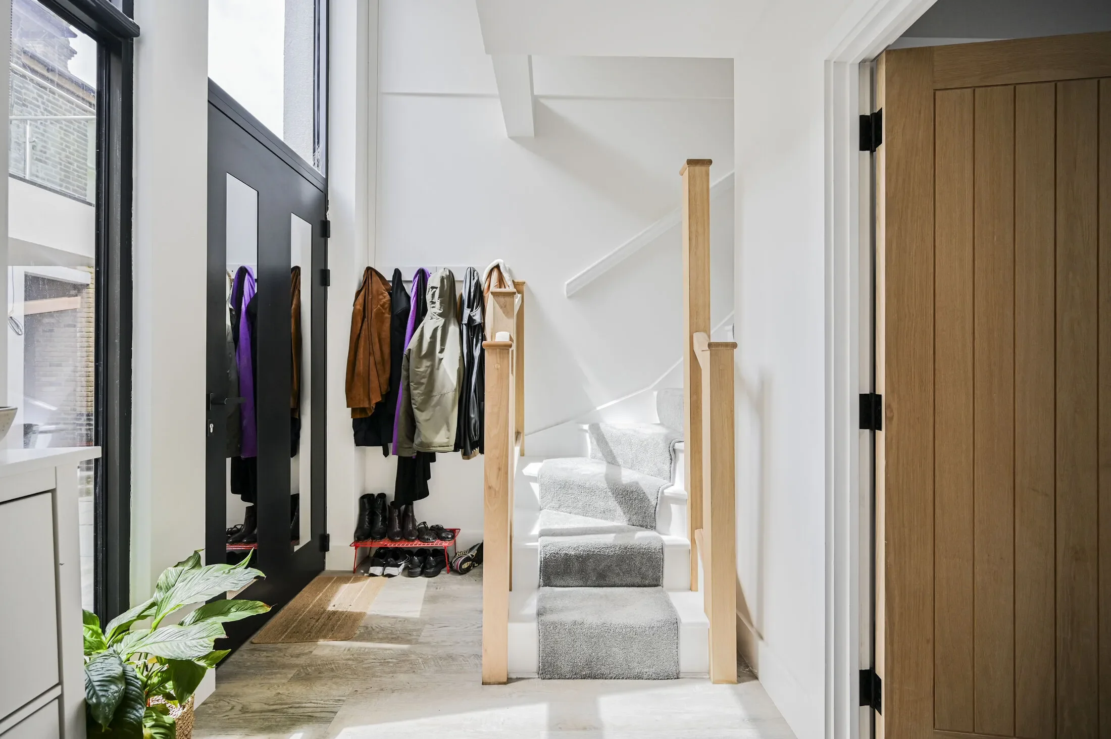 Flat Hampton Road in Greater London