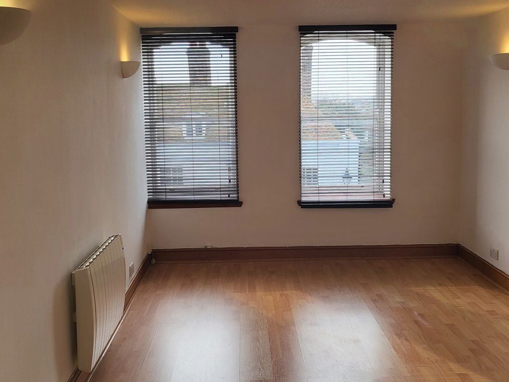 Flat Harnet Street in Sandwich