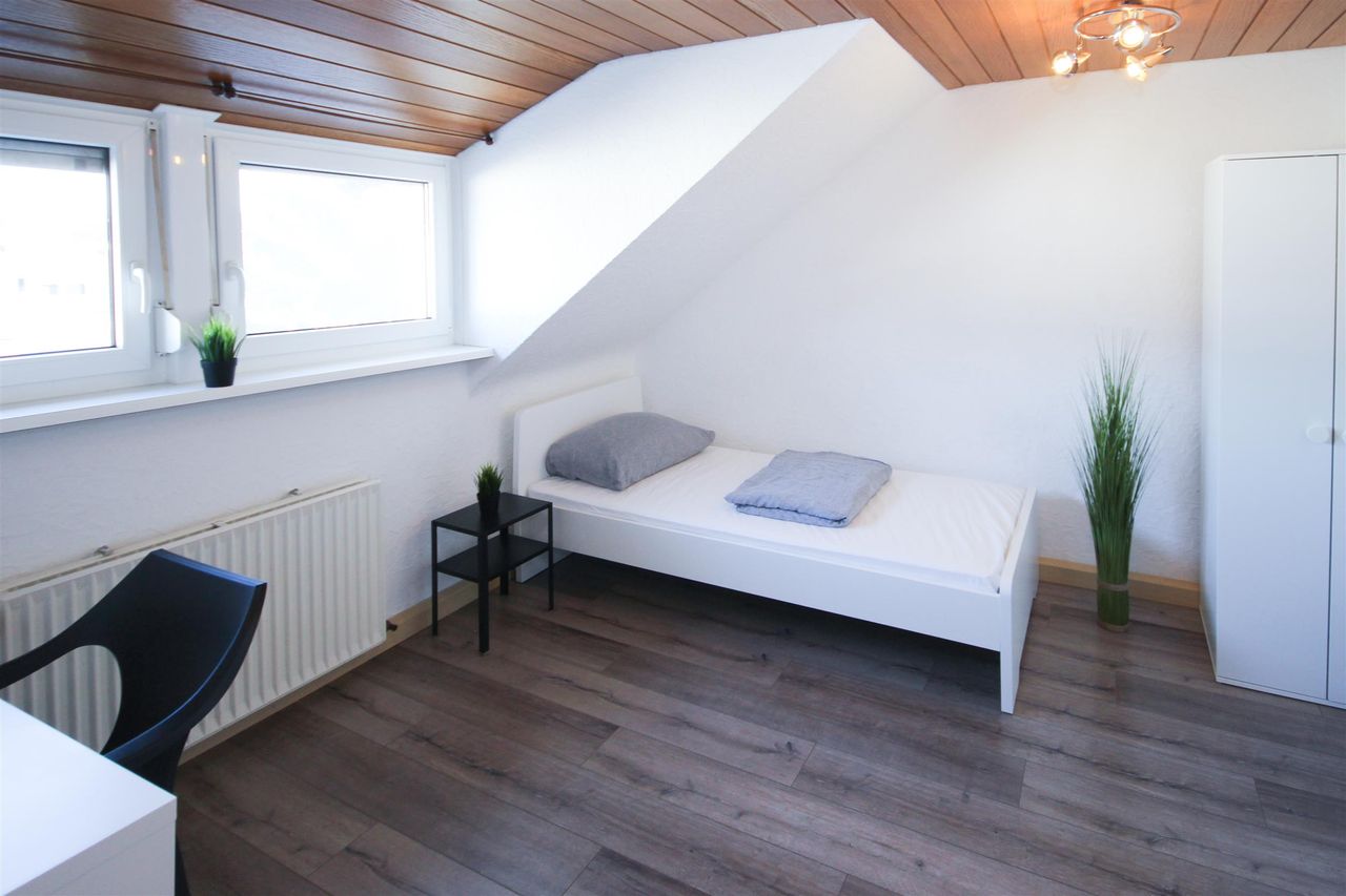 Zimmer Taubenheimstraße in Stuttgart