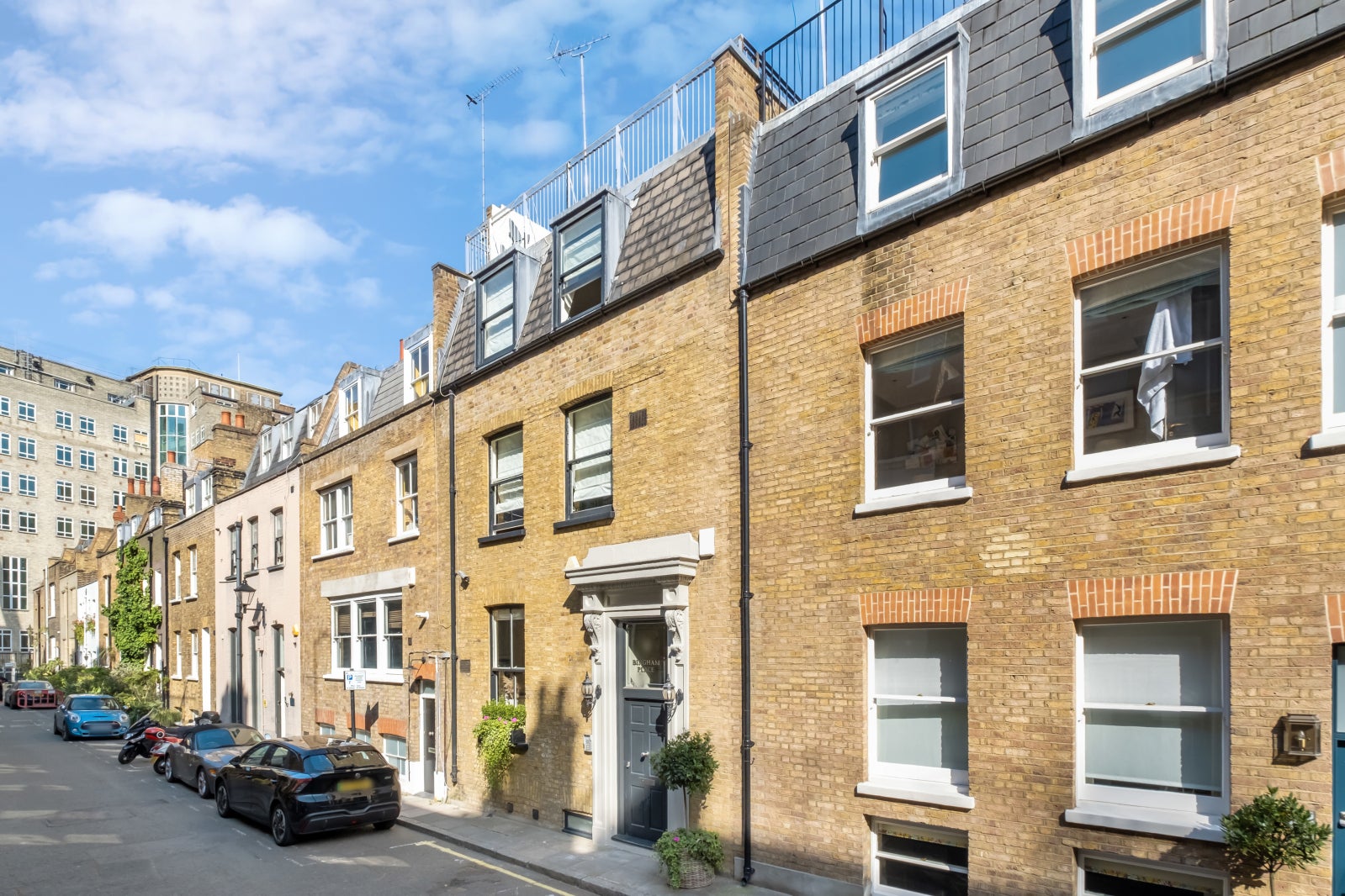 Flat Bingham Place in City of Westminster