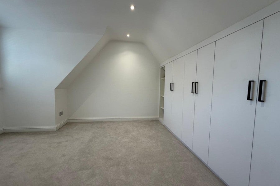 House Duchess Court in Elmbridge