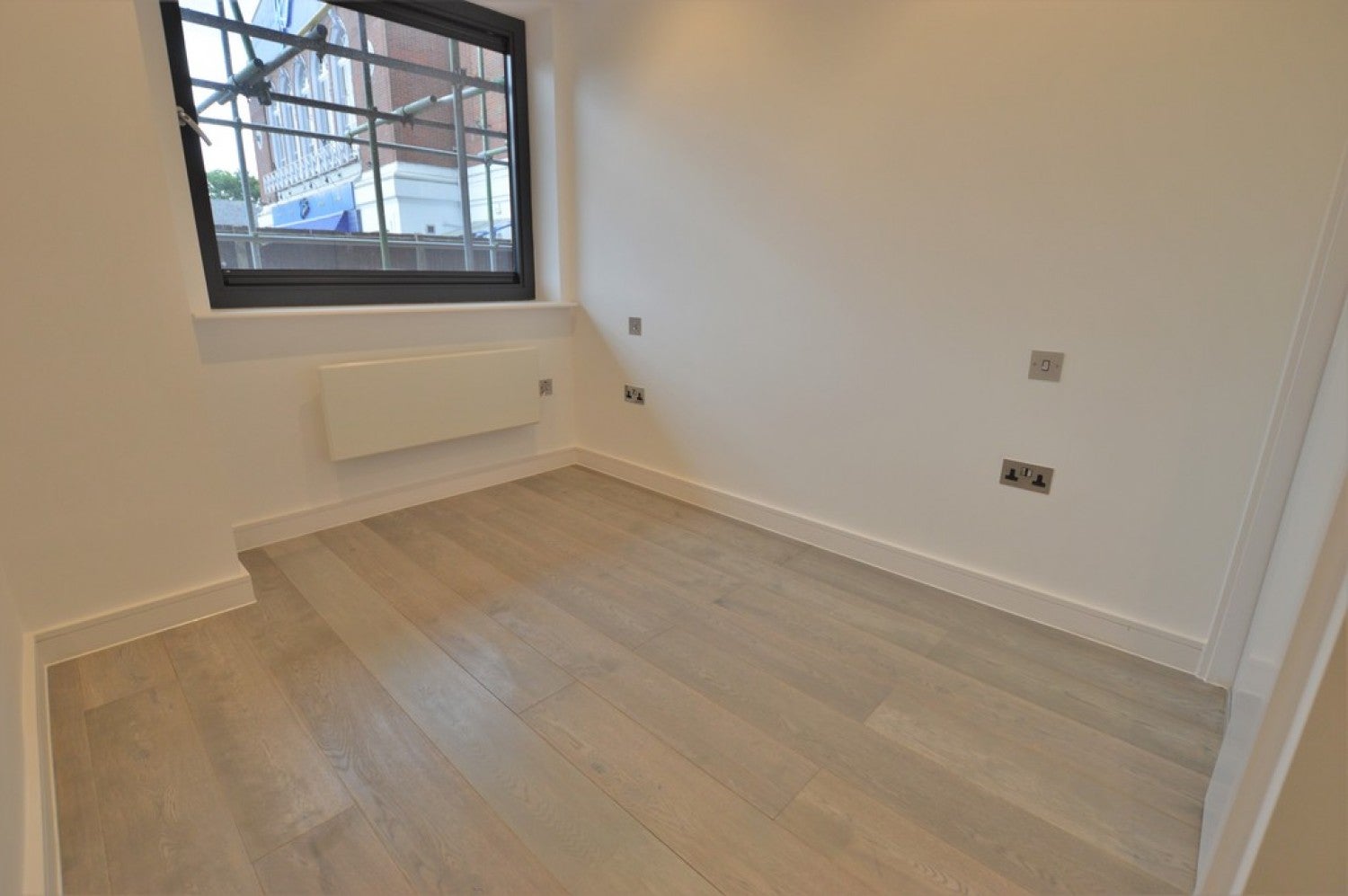 Flat Wellington Street in Slough