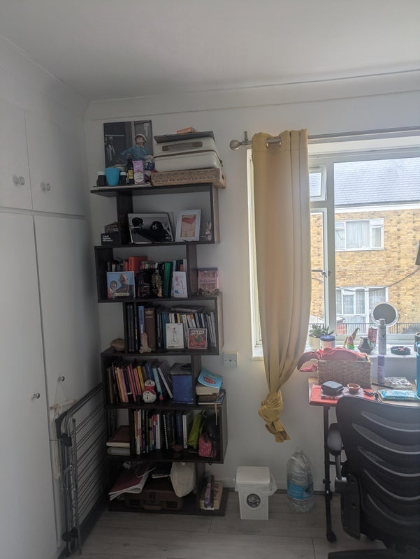 Room Kerbey Street in Greater London