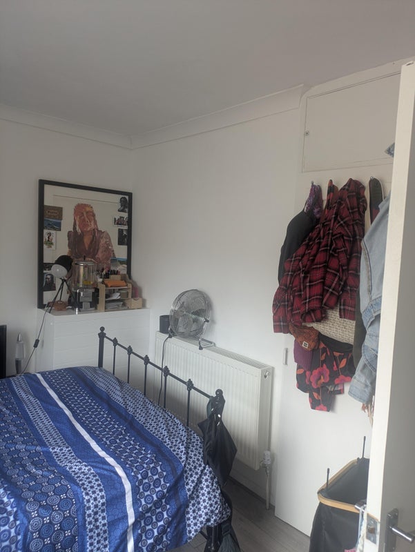Room Kerbey Street in Greater London