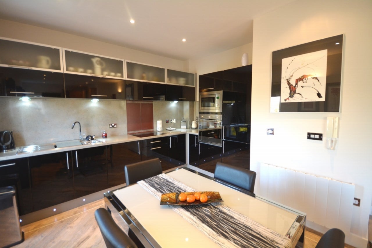 Flat Clarence Terrace in Chester-le-Street