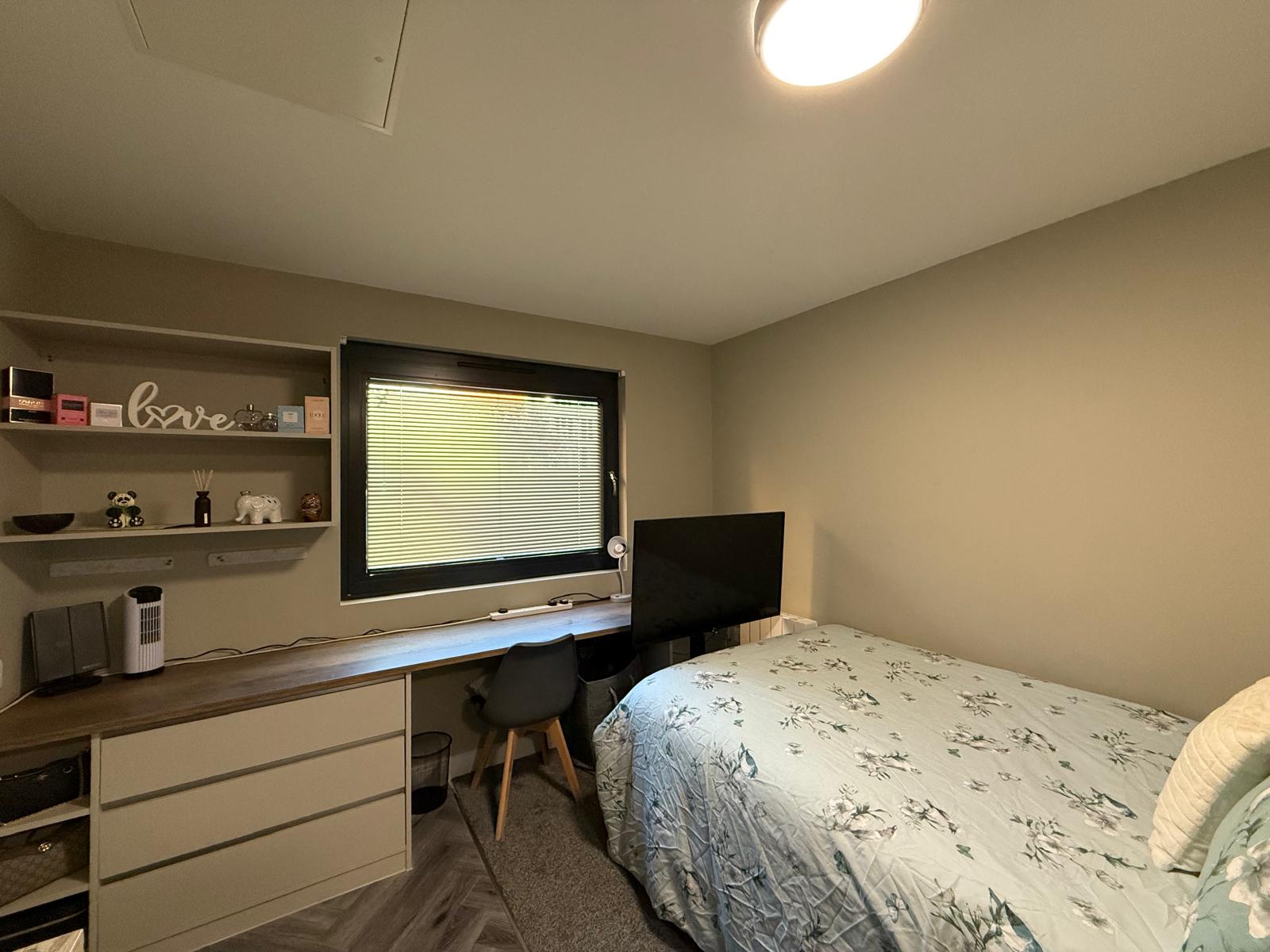 Room Alfreton Road in Nottingham