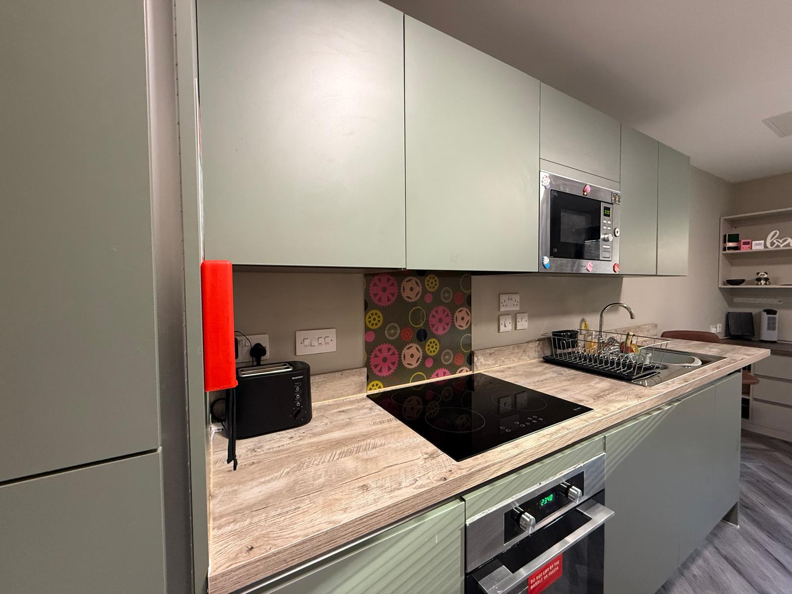 Room Alfreton Road in Nottingham