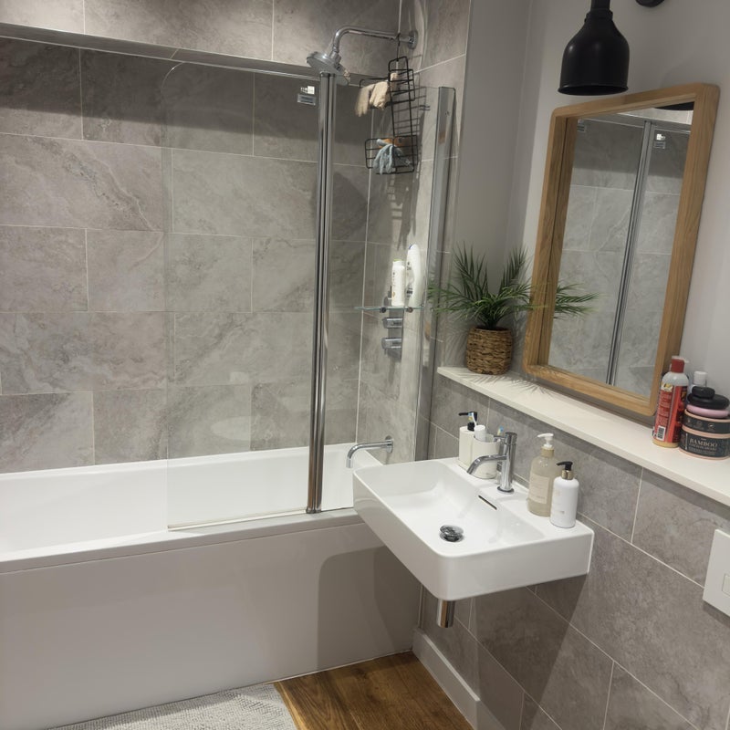 Flat Marischal Road in Greater London
