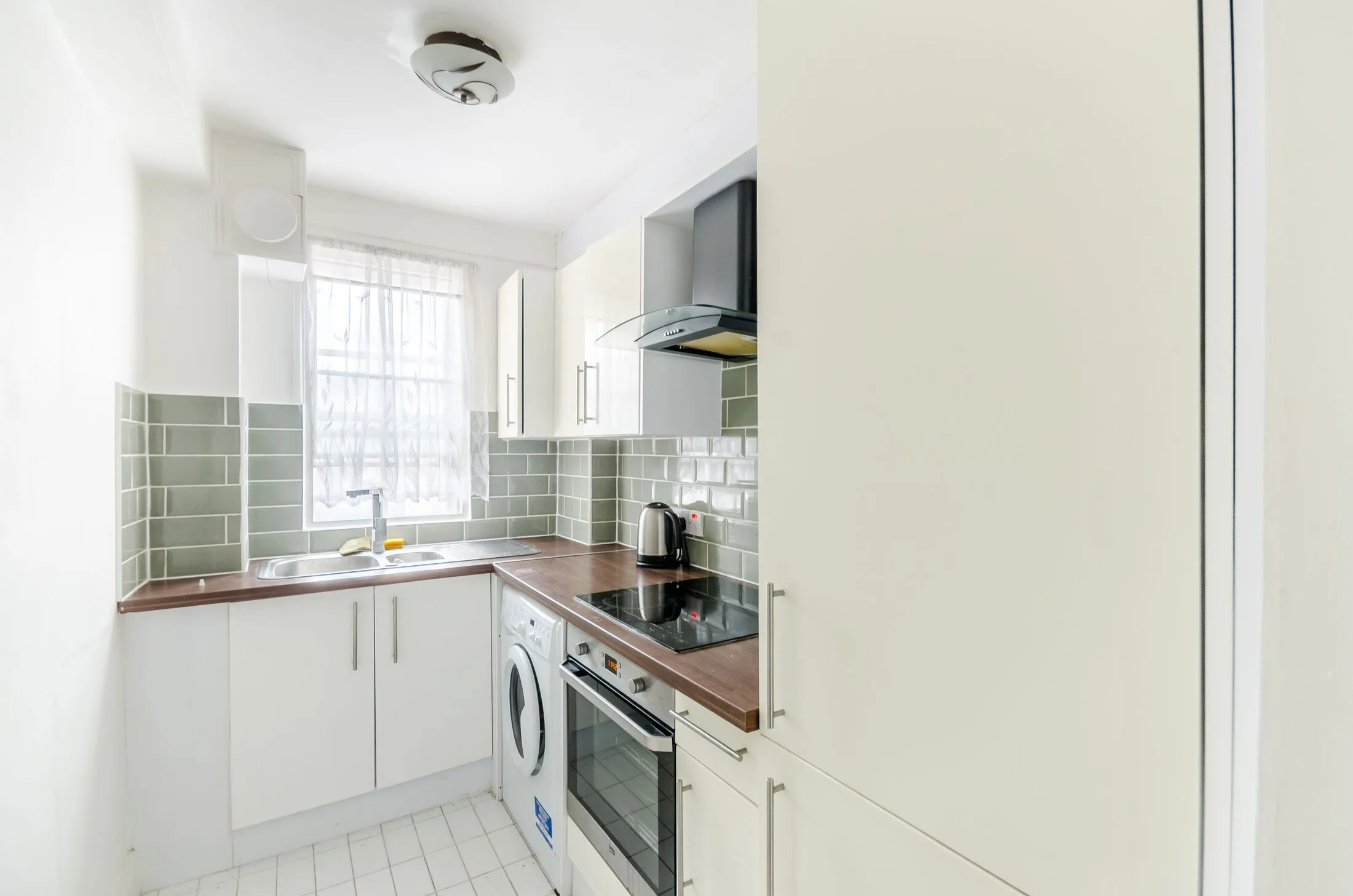 Flat Kendal Street in City of Westminster