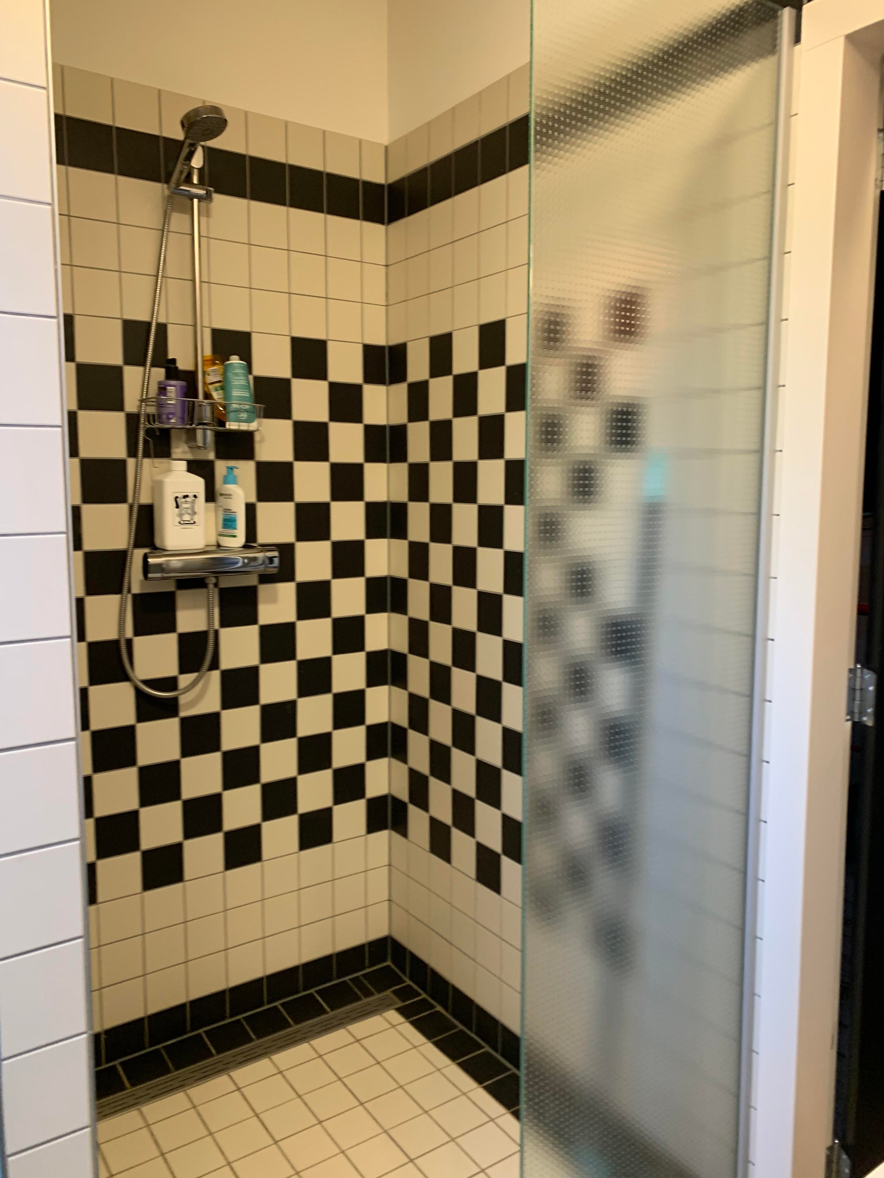 Woning te huur: Koningin Emmaweg, Vrouwenpolder