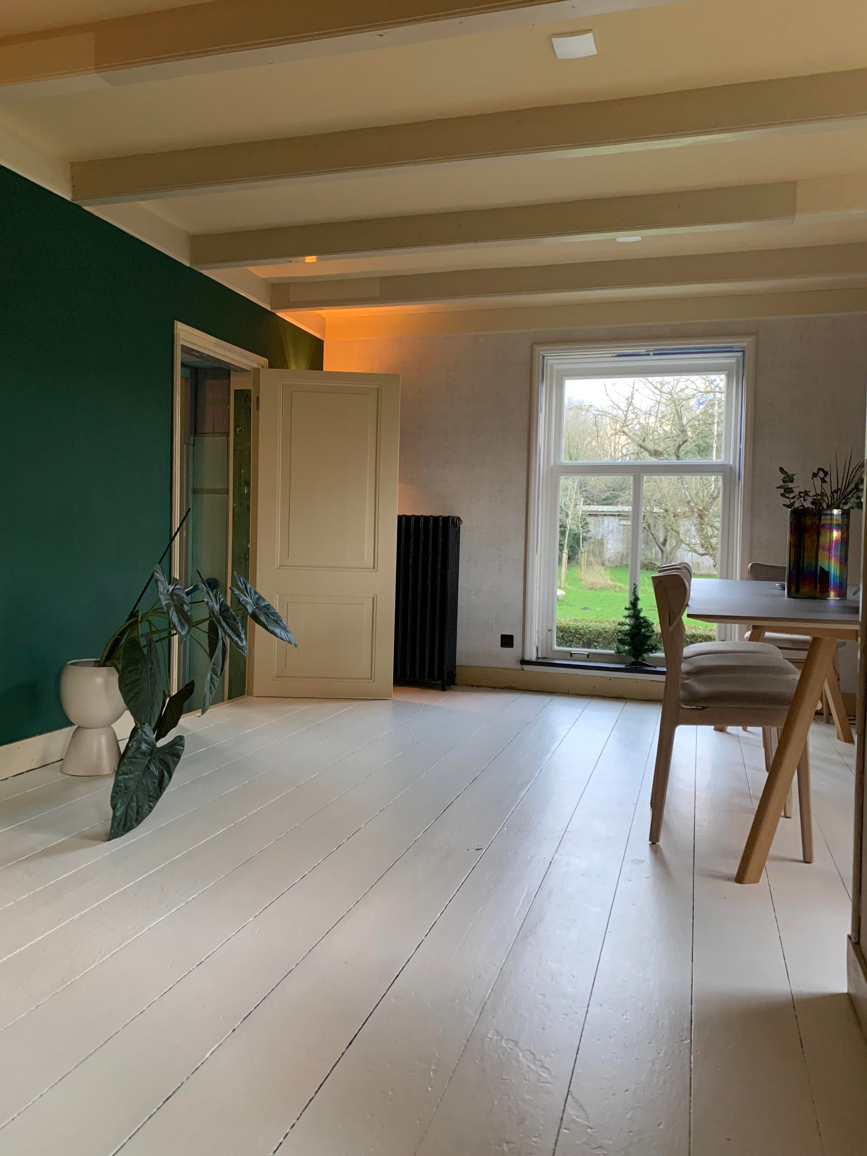 Woning te huur: Koningin Emmaweg, Vrouwenpolder