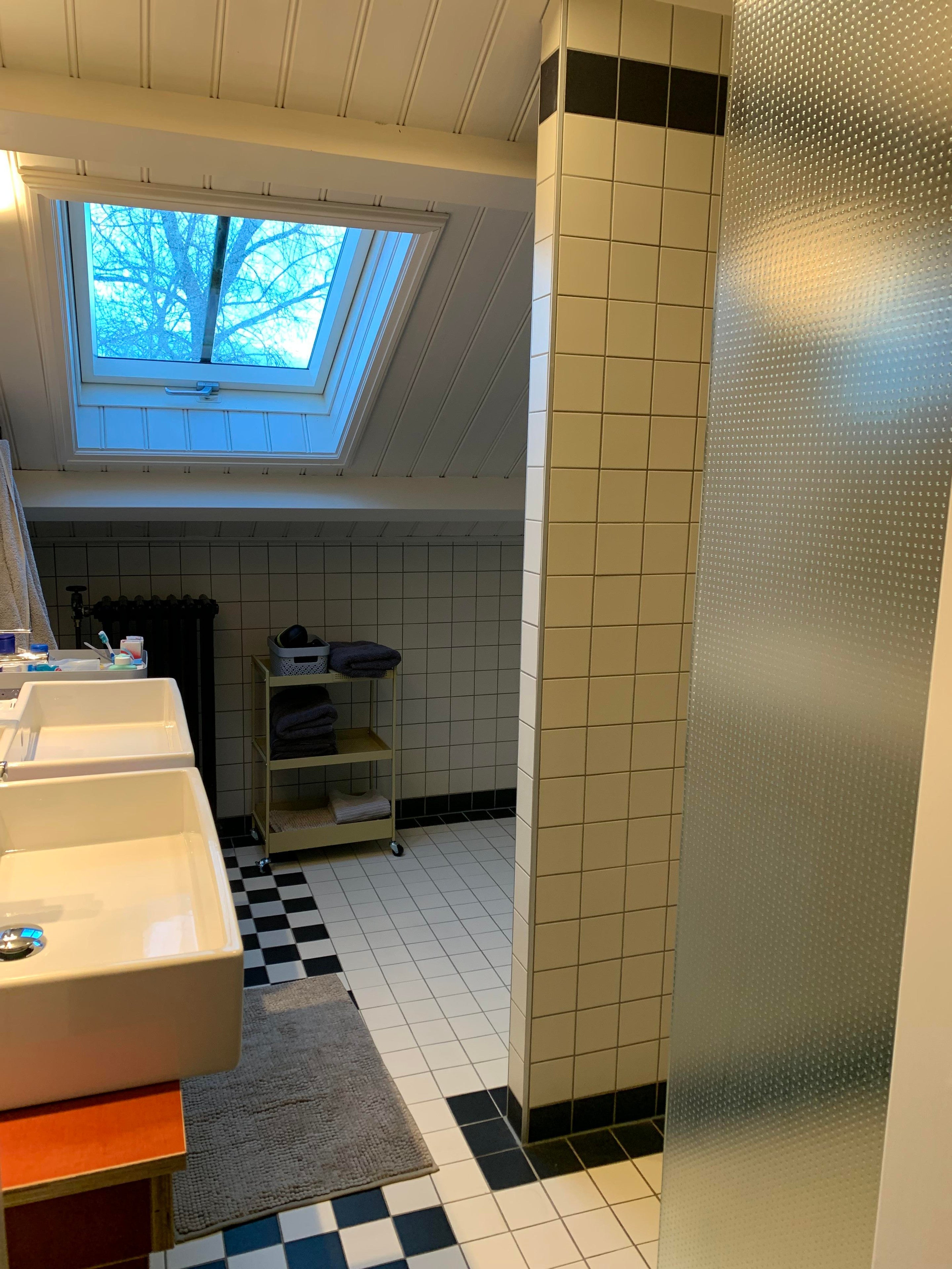 Woning te huur: Koningin Emmaweg, Vrouwenpolder