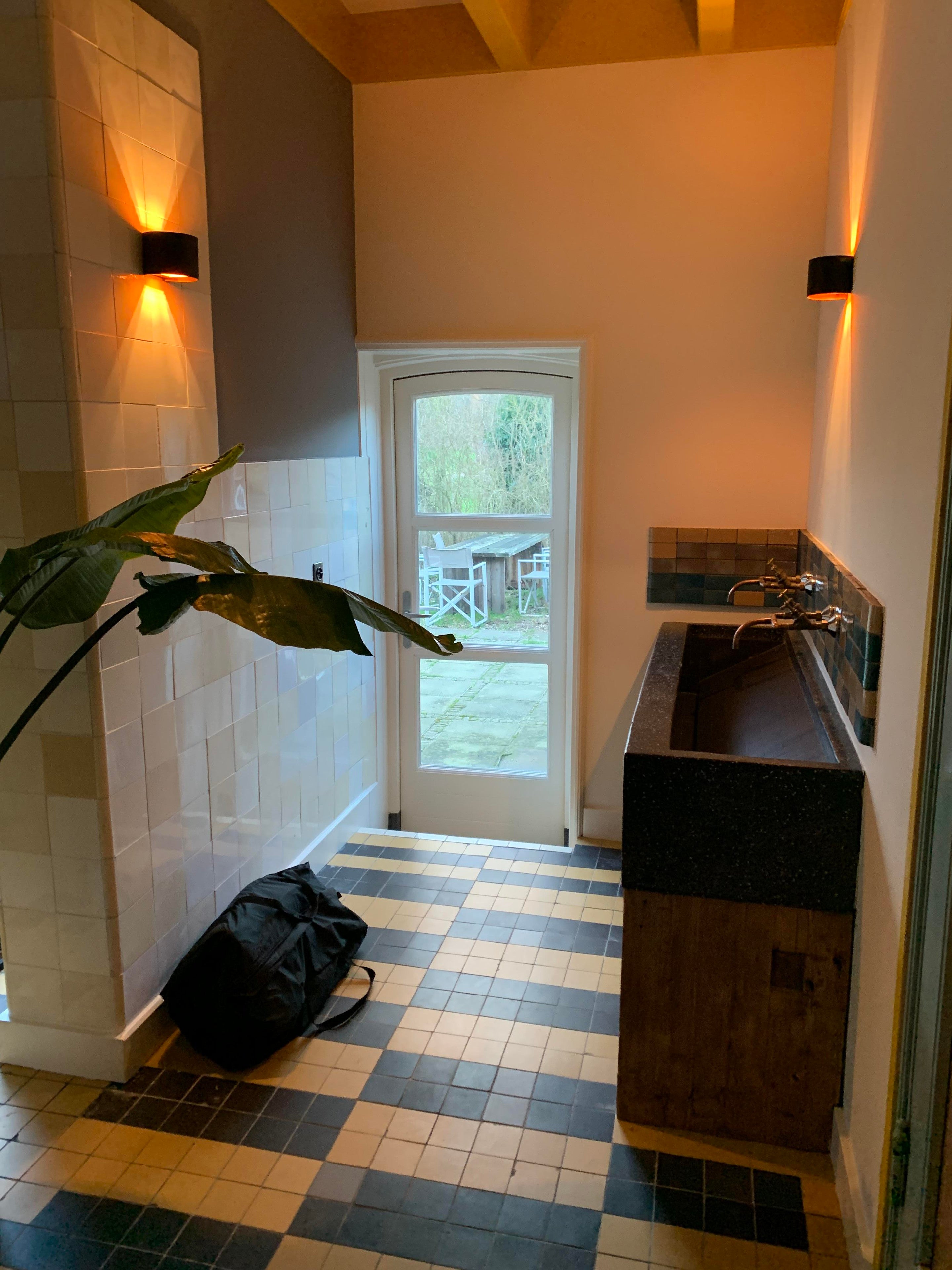 Woning te huur: Koningin Emmaweg, Vrouwenpolder