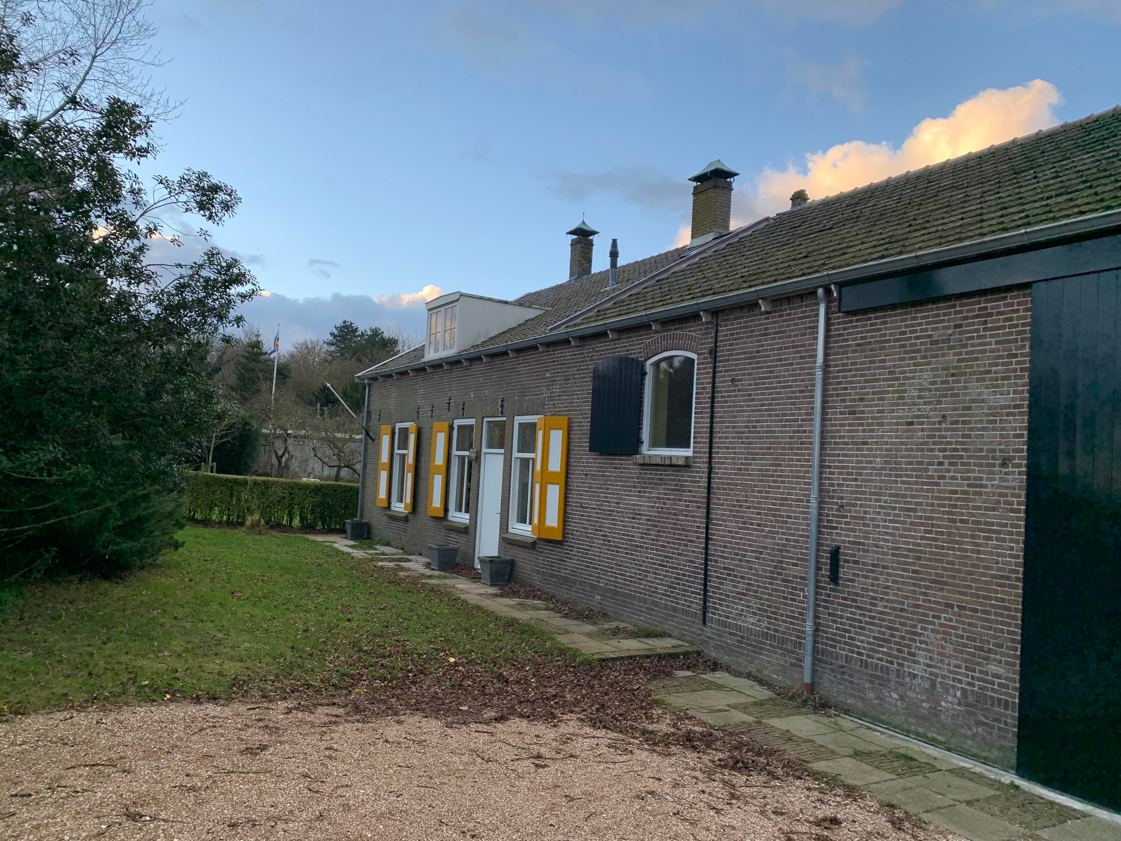 Woning te huur: Koningin Emmaweg, Vrouwenpolder
