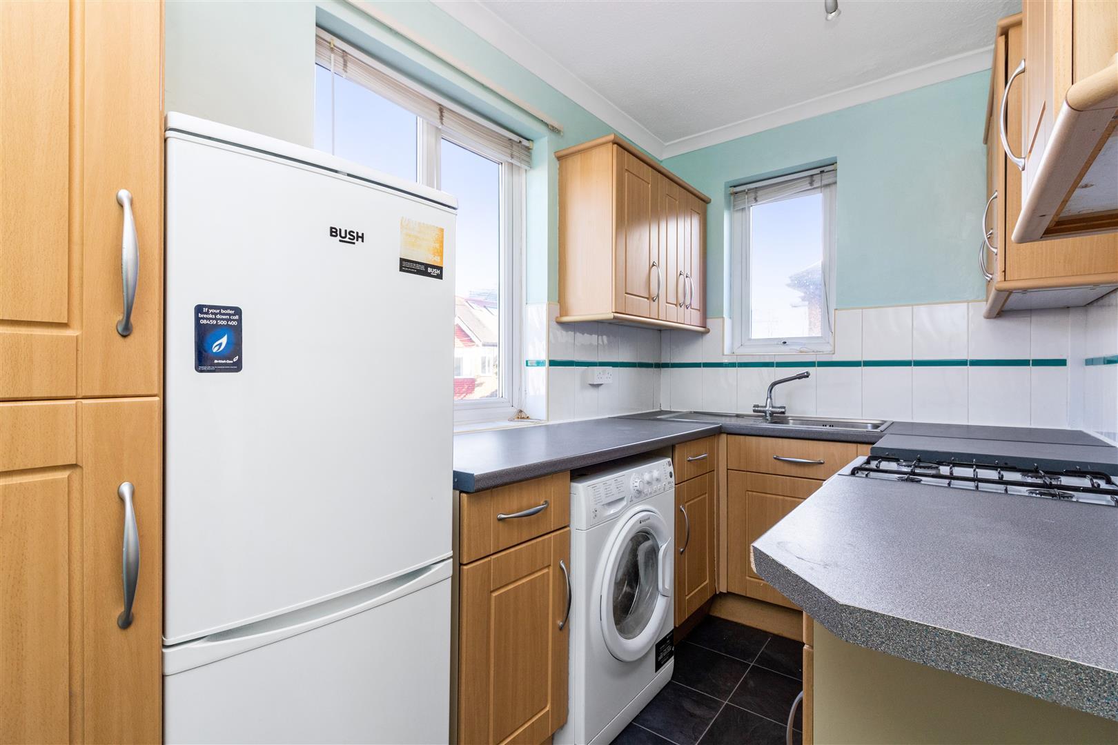 Flat Rothesay Avenue in Greater London