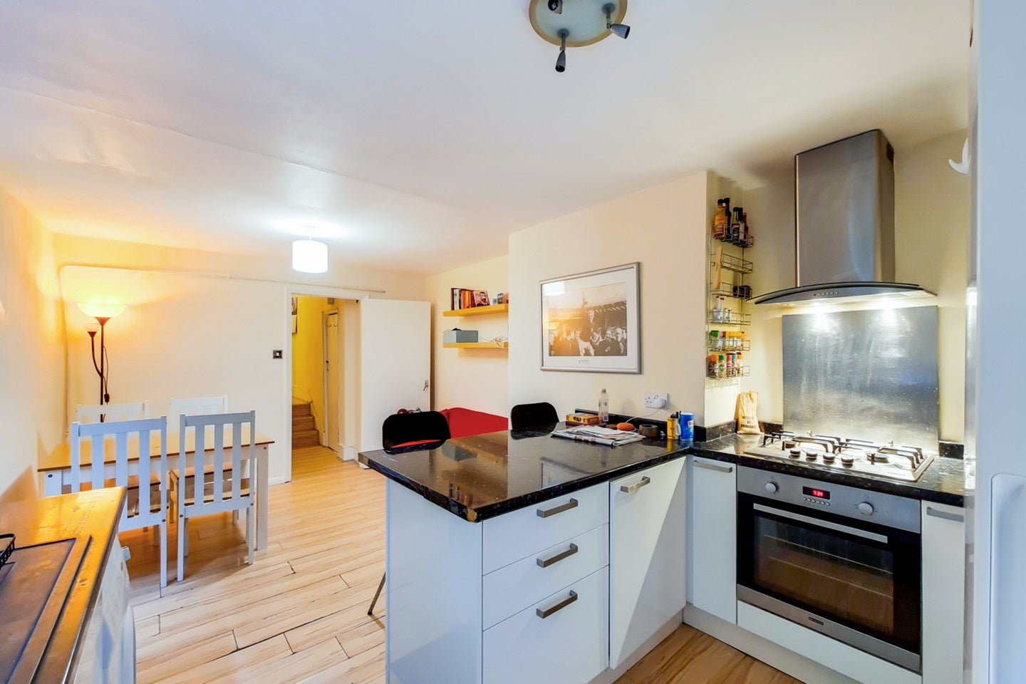 Flat Strathleven Road in Greater London