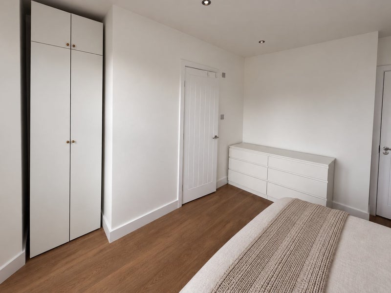 Room Blackhorse Road in Greater London