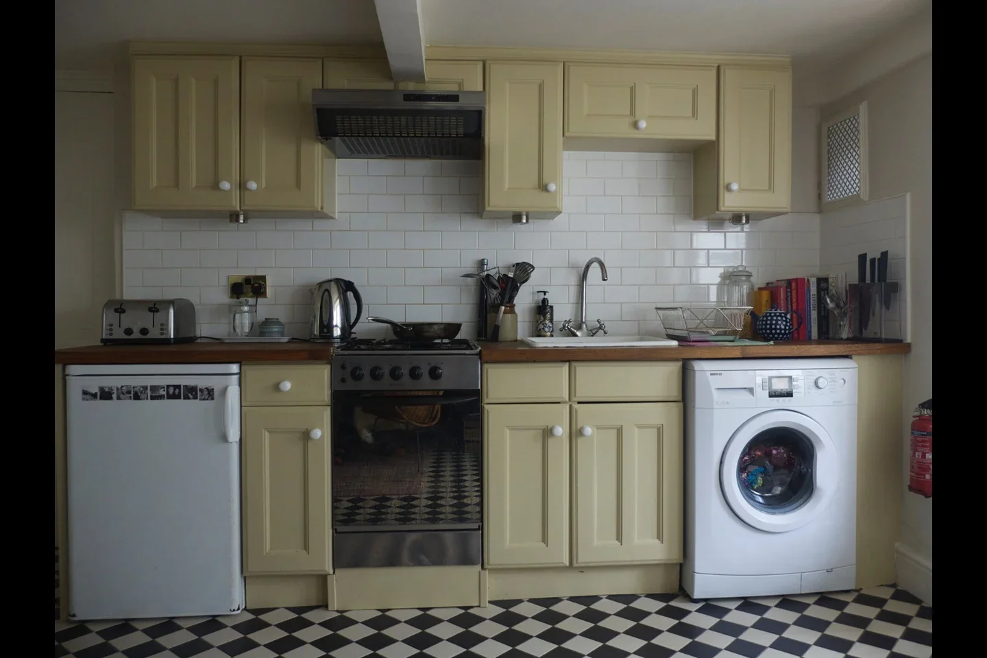 Flat Newick Road in Greater London