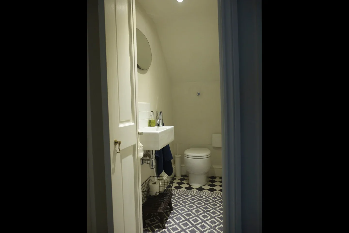 Flat Newick Road in Greater London