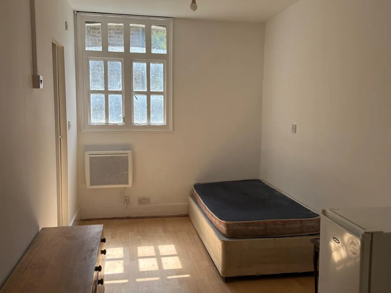 Flat Northwold Road in Greater London