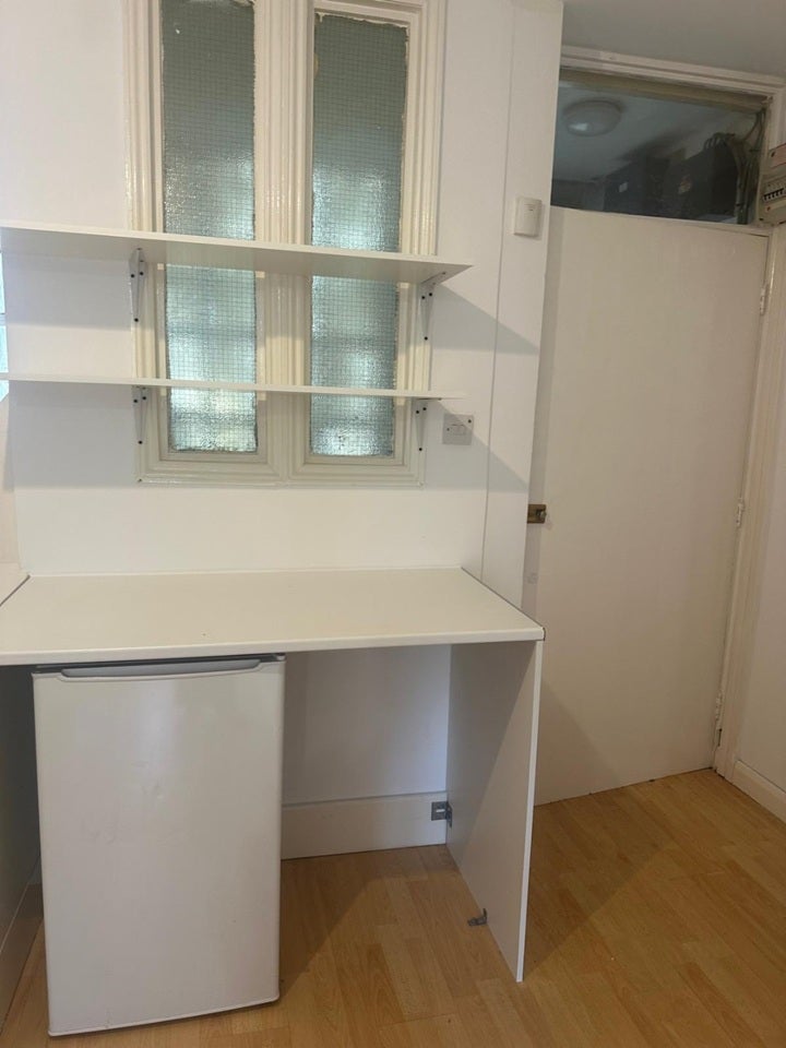 Flat Northwold Road in Greater London