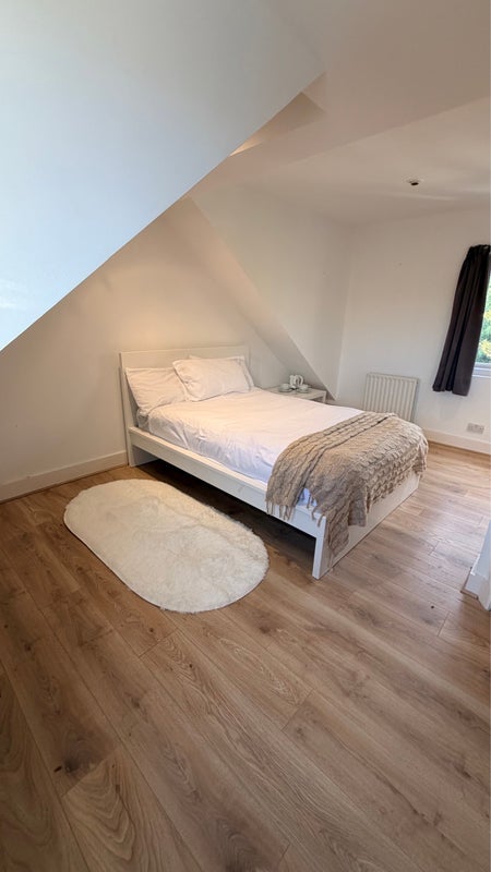 Room Studland Road in Greater London