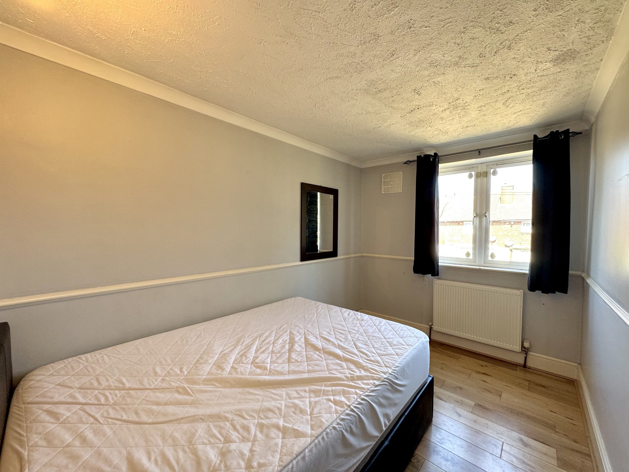 House Uxbridge Road in Greater London