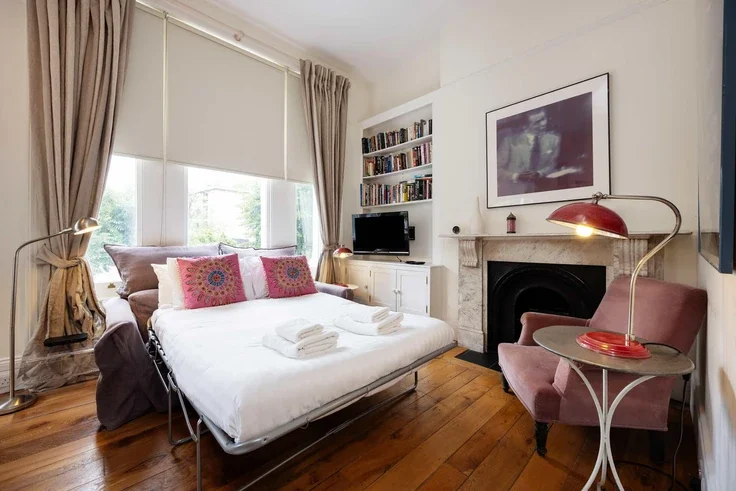 Flat Westbourne Park Road in Greater London