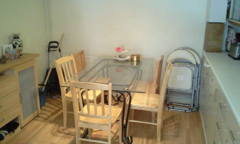 Room Ann Moss Way in Greater London