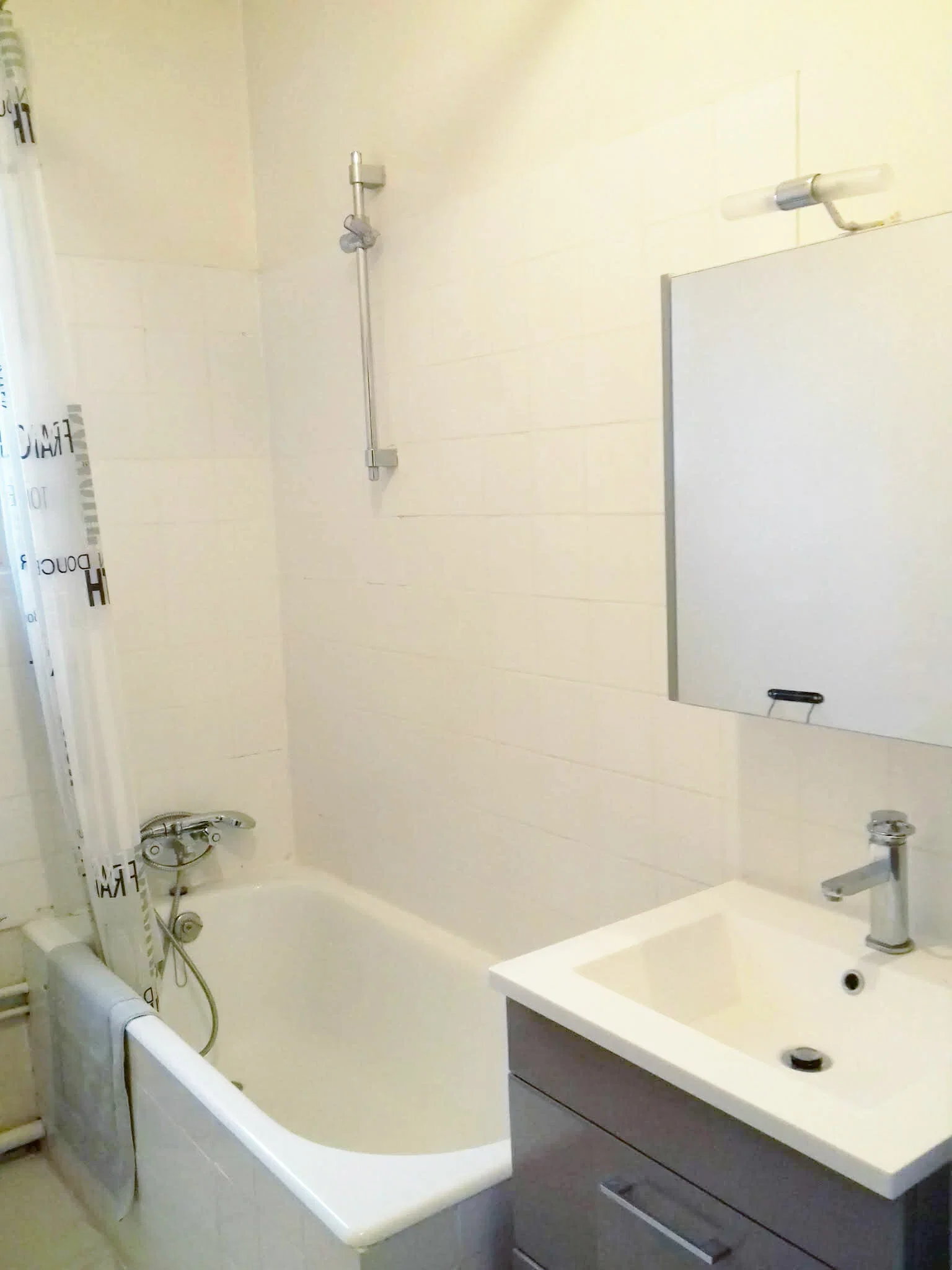 Room Avenue des Paulines in Clermont-Ferrand