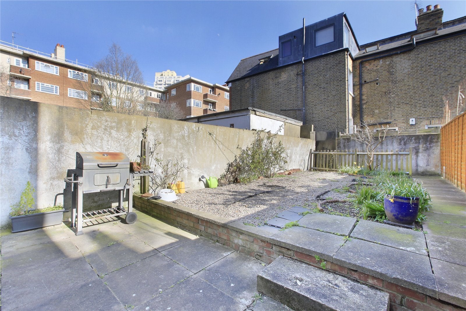 Flat Hazlewood Mews in Greater London