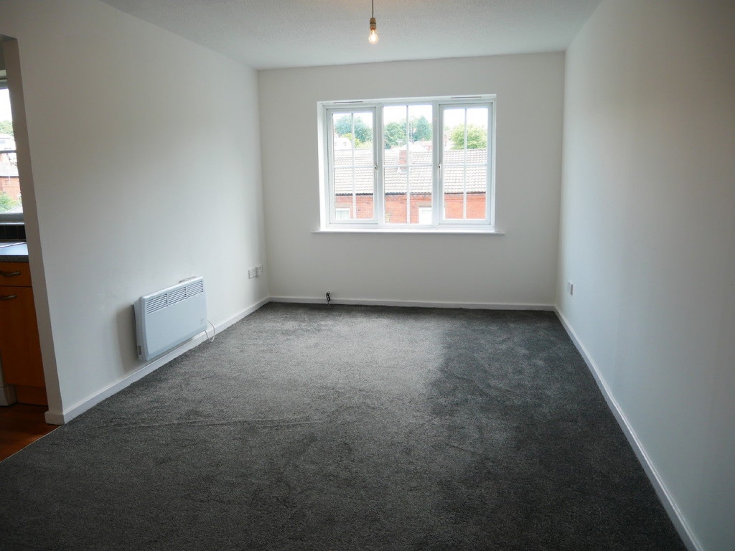 Flat Marshbrook Drive in Manchester