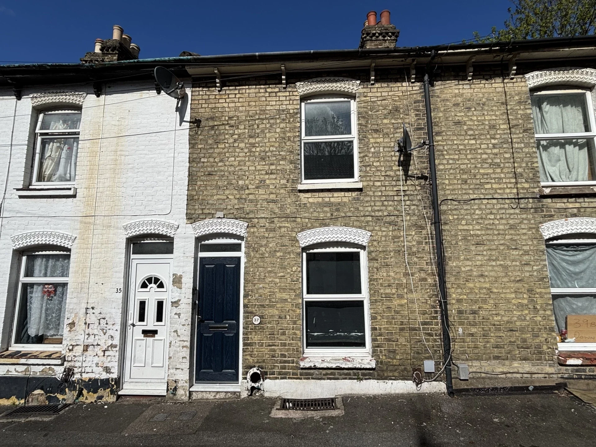House Luton Road in Chatham