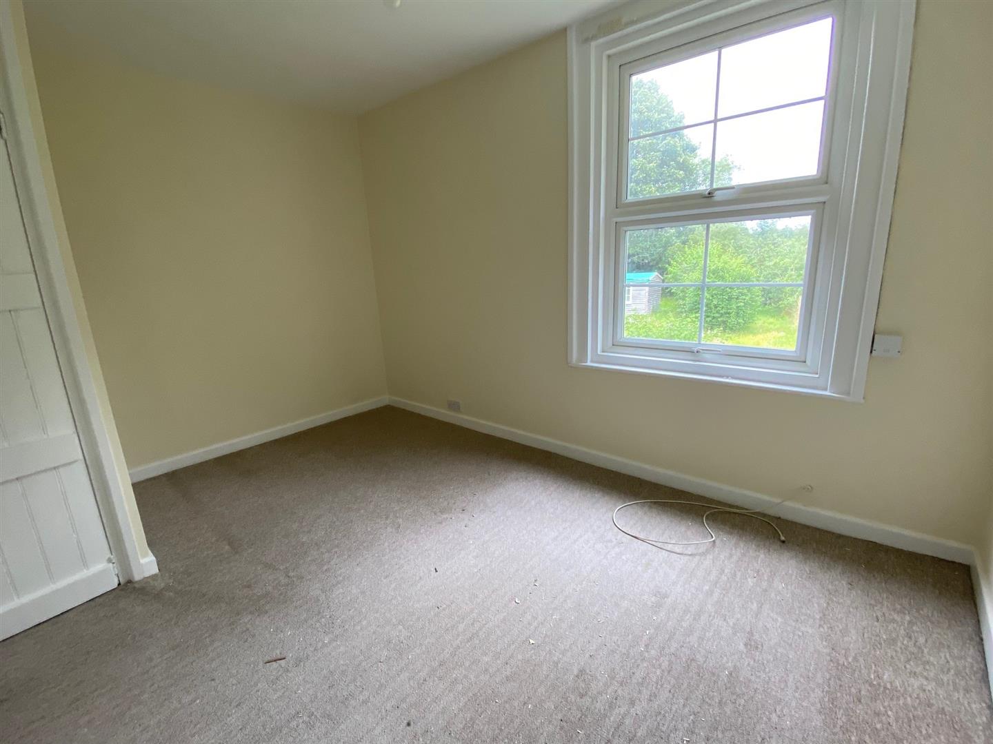 House Longparish Road in Test Valley