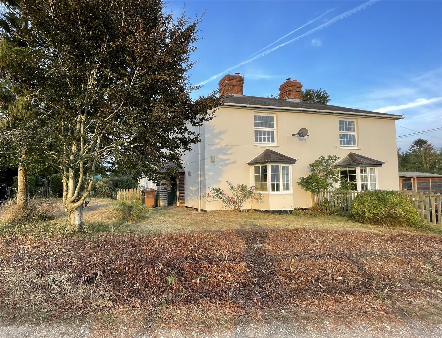 House Longparish Road in Test Valley