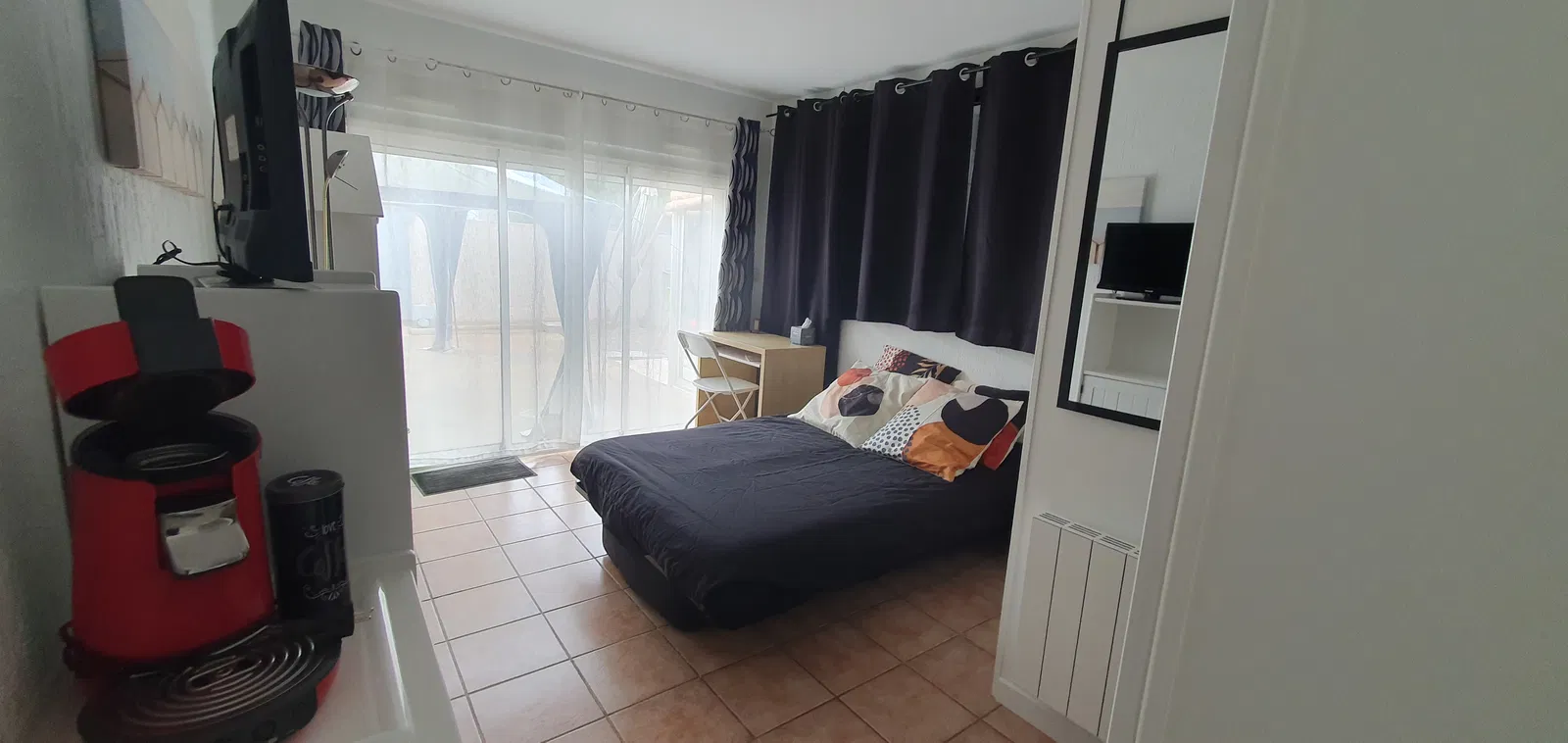 Chambre Rue de la Peyriere à Frontignan