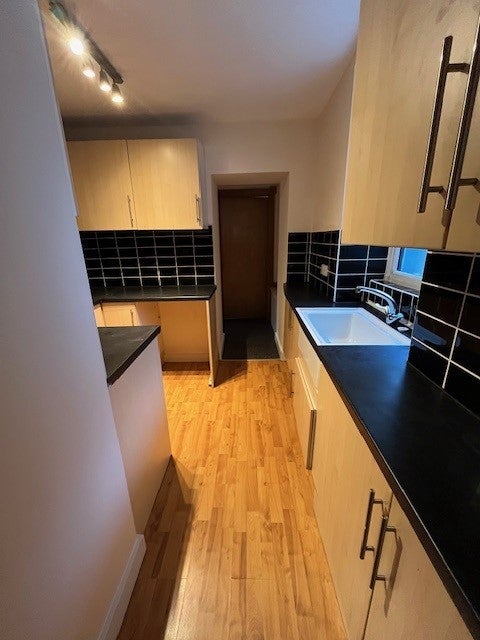 Flat Neath Road in Landore Community