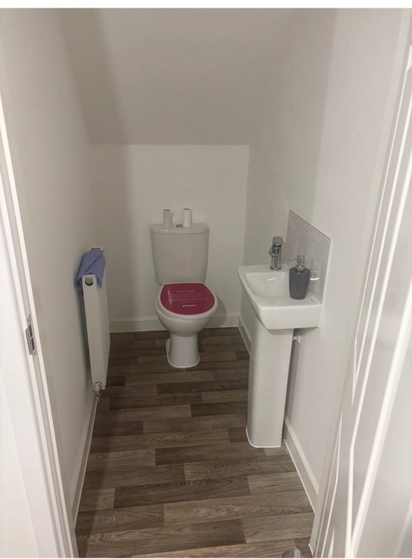 Room Stoneyford Road in Ashfield