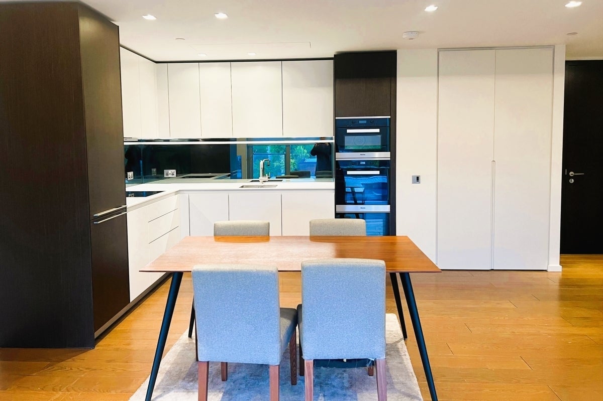Flat Lillie Square in Greater London