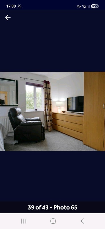 Room Edgecote Close in Manchester
