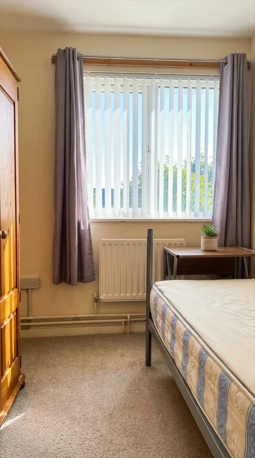 Room Bessborough Road in Greater London