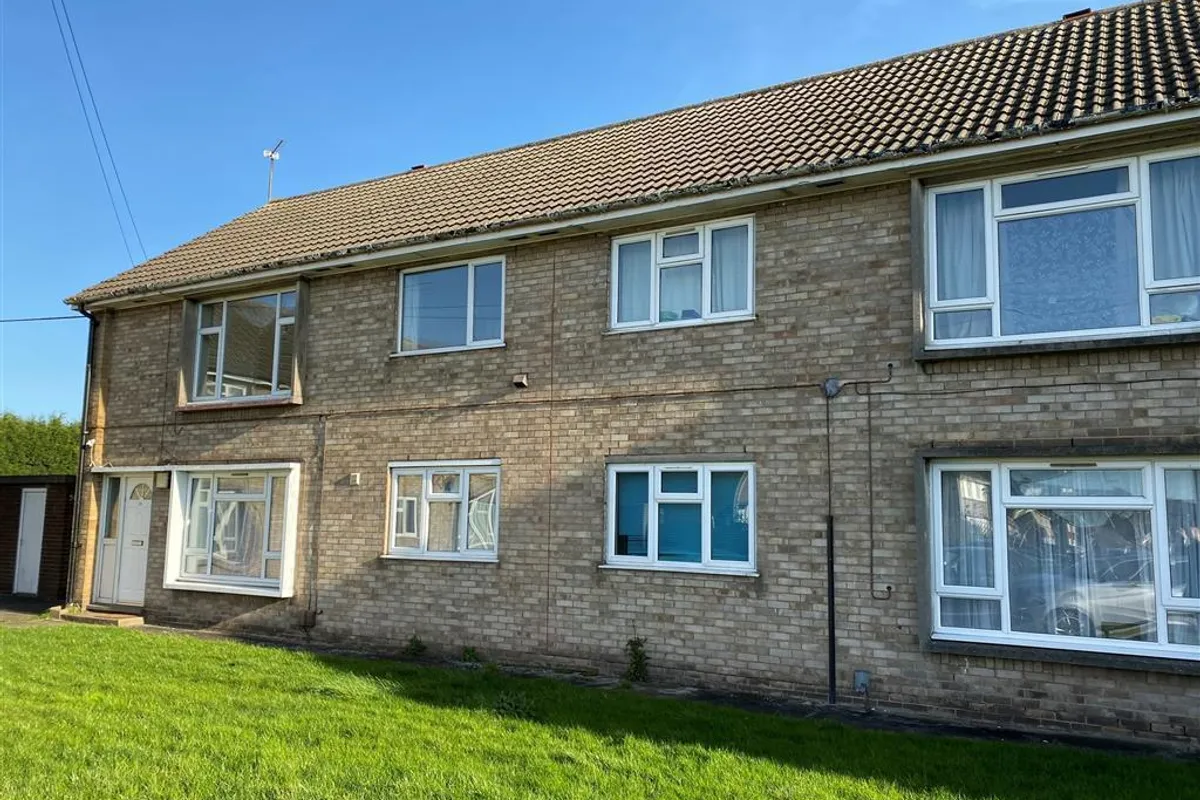 Flat Coldhorn Crescent in Fenland District