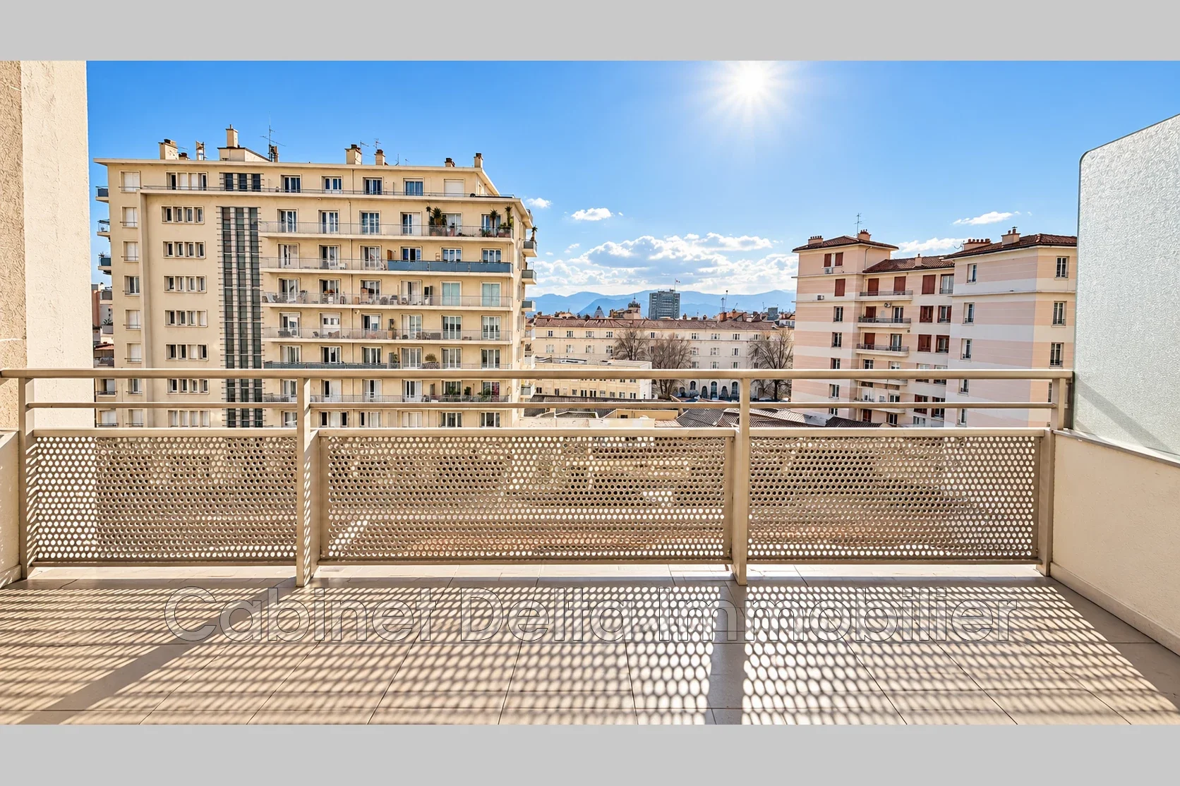 Appartement Avenue du Deuxième Spahis à Sanary-sur-Mer