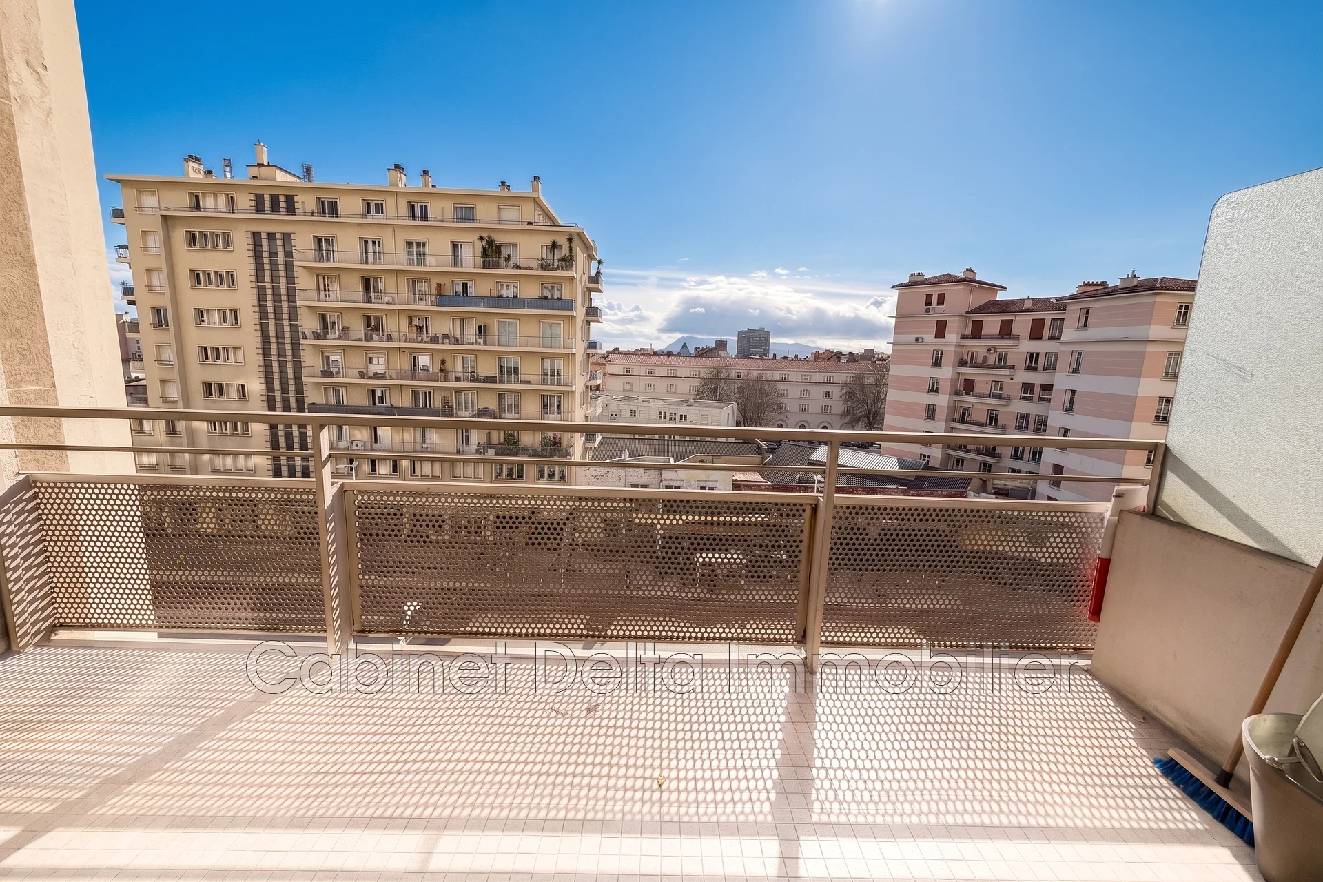 Appartement Avenue du Deuxième Spahis à Sanary-sur-Mer