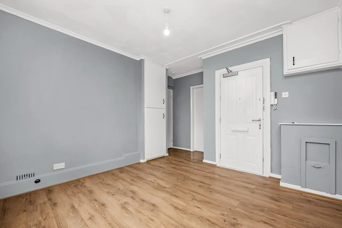 Flat Browning Road in Dartford