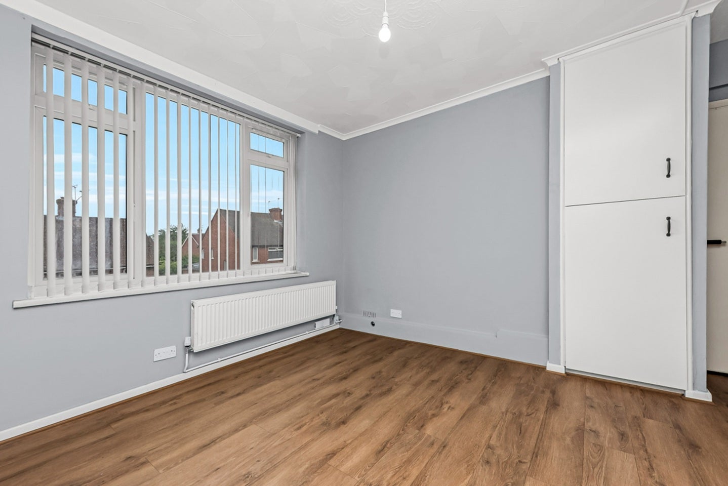 Flat Browning Road in Dartford