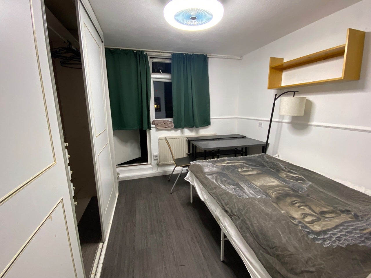 Room Tranton Road in Greater London