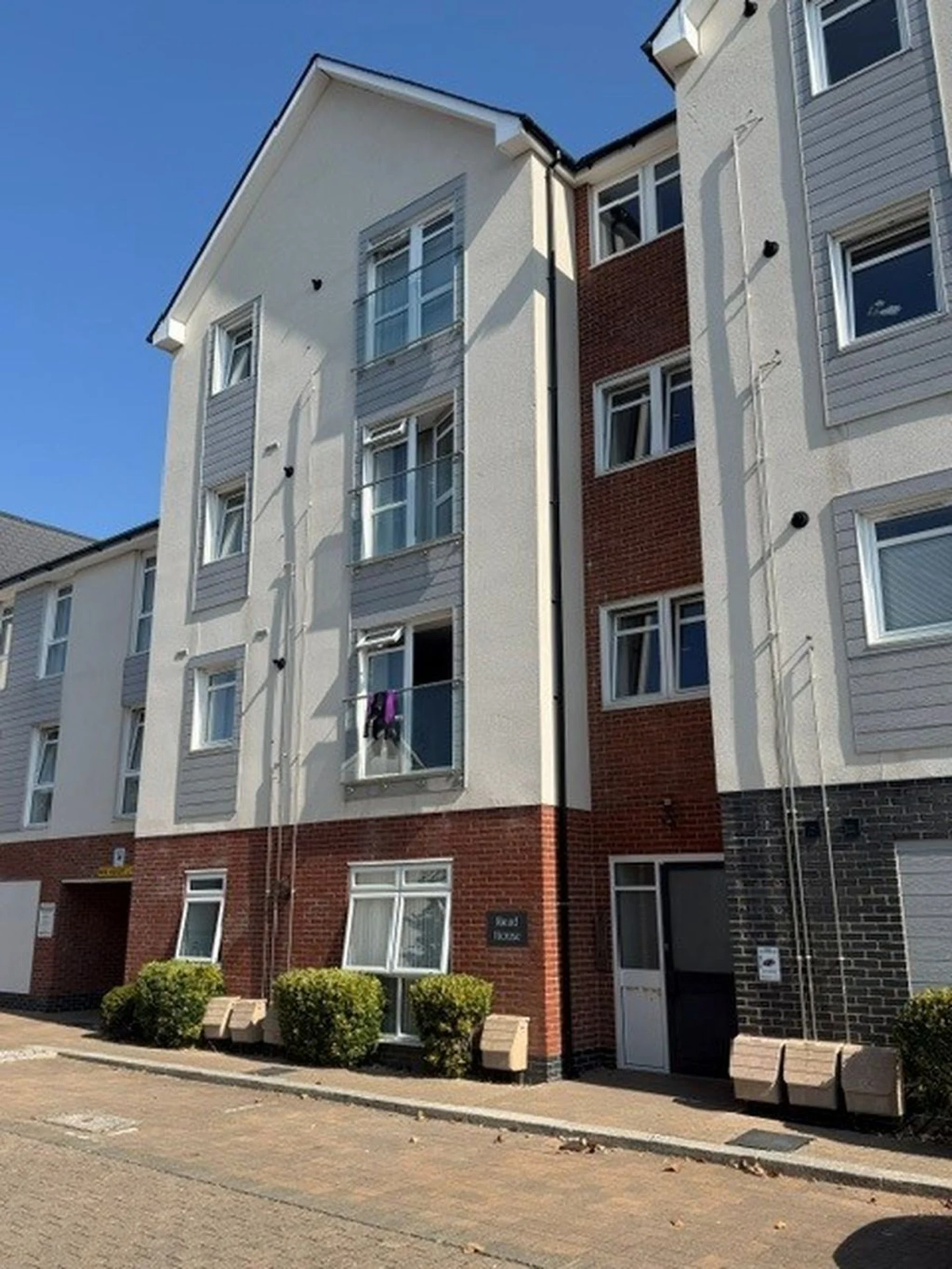 Flat Stabler Way in Poole