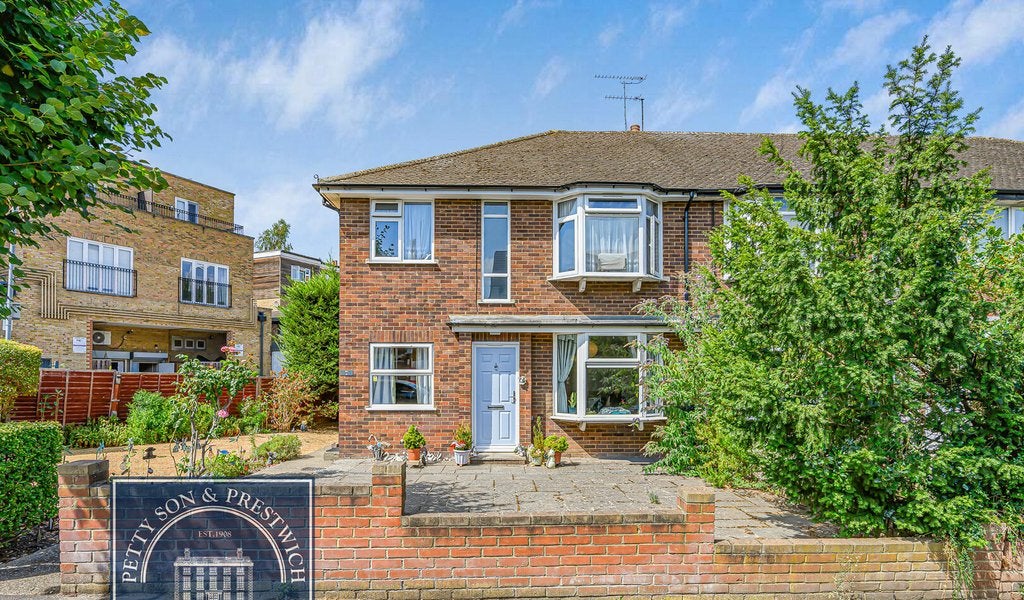 Flat Wellington Passage in Greater London